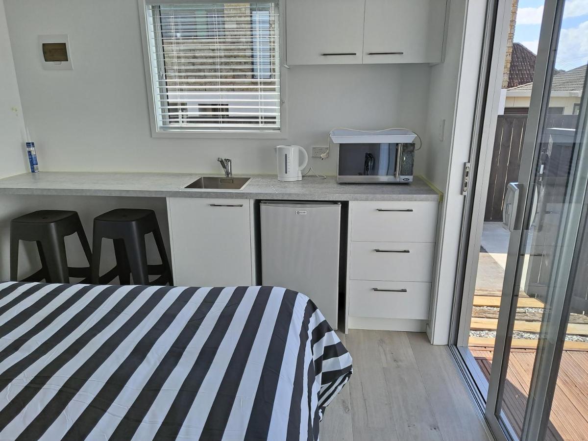Pod Bach On Tweed Hotell Tauranga Exteriör bild